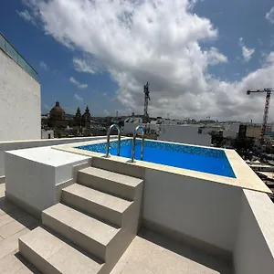 Korzo Luxury Penthouse With Pool Msida